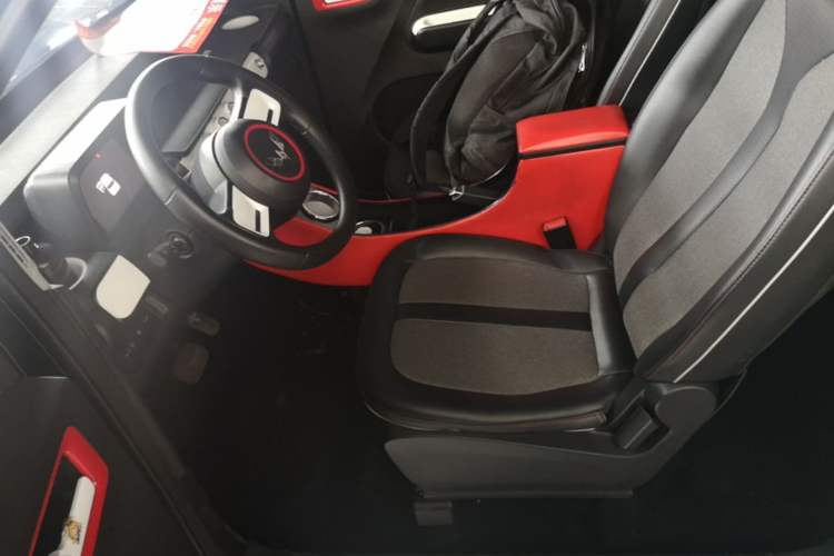 Used Wuling Hongguang MINIEV 2022 GAMEBOY 300km Enthusiast Model with Lithium Iron Phosphate Left Front Seat