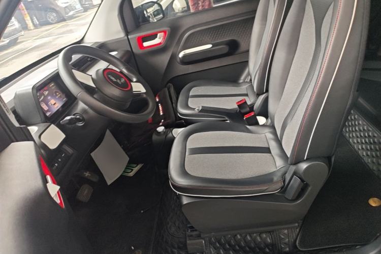 Used Wuling Hongguang MINIEV 2022 GAMEBOY 200km Gaming Edition with Lithium Iron Phosphate Left Front Seat