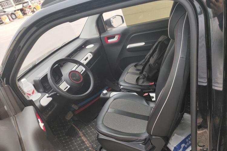 Used Wuling Hongguang MINIEV 2022 GAMEBOY 300km Enthusiast Model with Lithium Iron Phosphate Left Front Seat