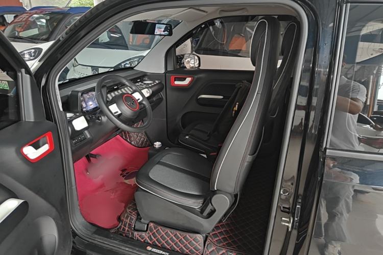 Used Wuling Hongguang MINIEV 2022 GAMEBOY 300km Enthusiast Model with Lithium Iron Phosphate Left Front Seat