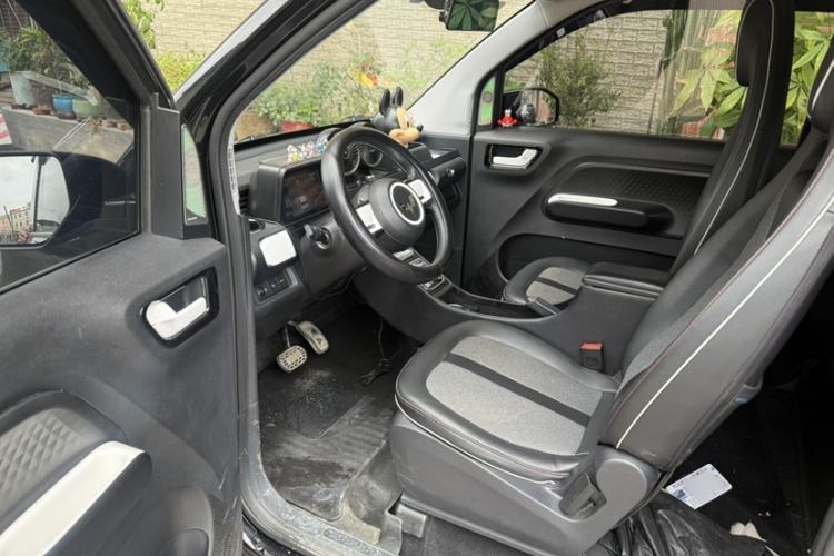 Used Wuling Hongguang MINIEV 2022 GAMEBOY 200km Gaming Edition with Lithium Iron Phosphate Left Front Seat