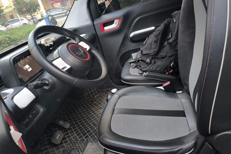 Used Wuling Hongguang MINIEV 2022 GAMEBOY 300km Enthusiast Model with Lithium Iron Phosphate Left Front Seat