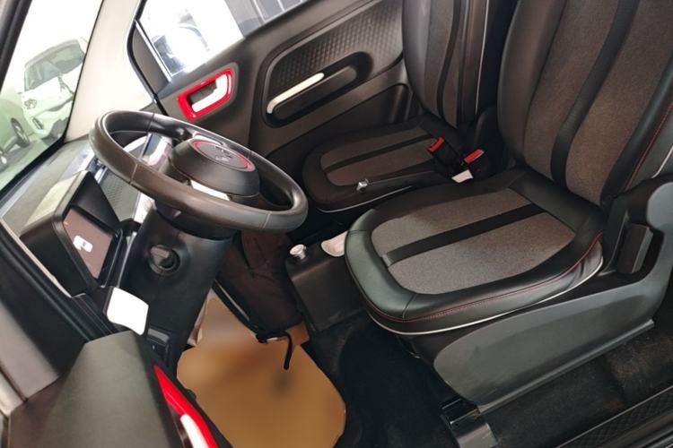 Used Wuling Hongguang MINIEV 2022 GAMEBOY 200km Gaming Edition with Lithium Iron Phosphate Left Front Seat
