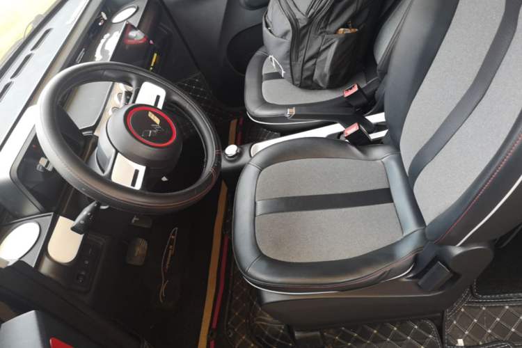 Used Wuling Hongguang MINIEV 2022 GAMEBOY 300km Enthusiast Model with Lithium Iron Phosphate Left Front Seat