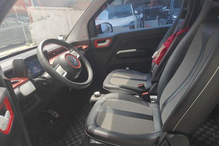Used Wuling Hongguang MINIEV 2022 GAMEBOY 300km Enthusiast Model with Lithium Iron Phosphate Left Front Seat