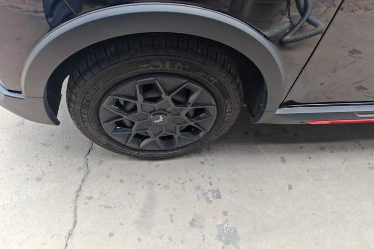 Used Wuling Hongguang MINIEV 2022 GAMEBOY 200km Gaming Edition with Lithium Iron Phosphate Left Front Wheel Hub