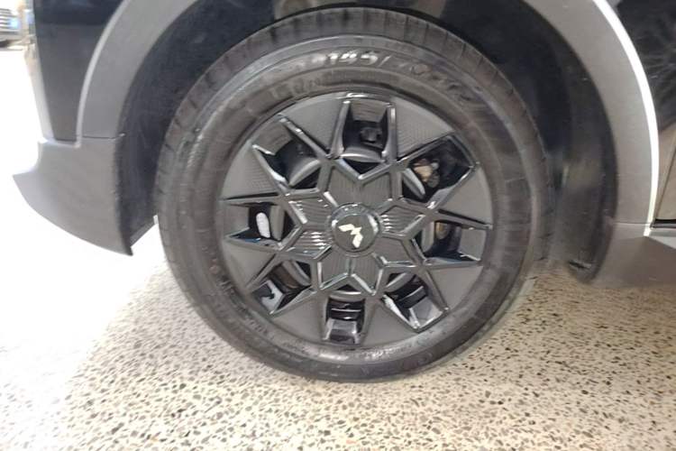Used Wuling Hongguang MINIEV 2022 GAMEBOY 300km Enthusiast Model with Lithium Iron Phosphate Left Front Wheel Hub
