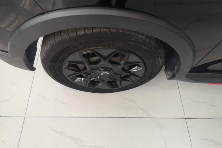 Used Wuling Hongguang MINIEV 2022 GAMEBOY 300km Enthusiast Model with Lithium Iron Phosphate Left Front Wheel Hub
