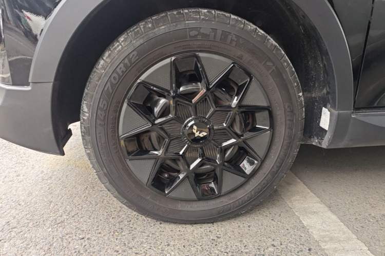 Used Wuling Hongguang MINIEV 2022 GAMEBOY 200km Gaming Edition with Lithium Iron Phosphate Left Front Wheel Hub