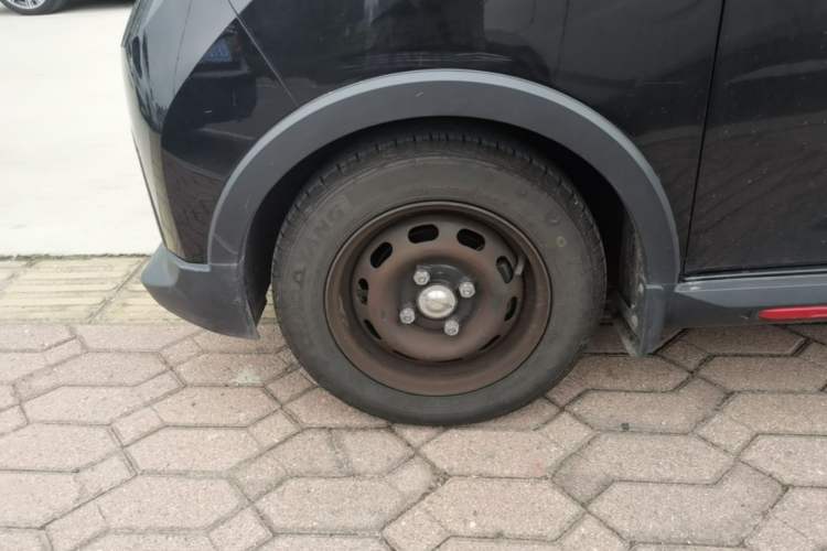 Used Wuling Hongguang MINIEV 2022 GAMEBOY 300km Enthusiast Model with Lithium Iron Phosphate Left Front Wheel Hub