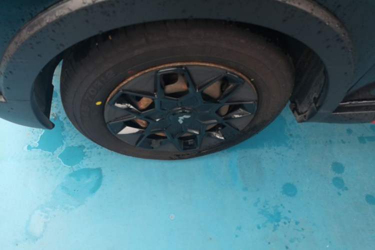 Used Wuling Hongguang MINIEV 2022 GAMEBOY 300km Enthusiast Model with Lithium Iron Phosphate Left Front Wheel Hub