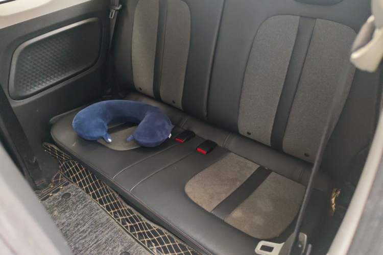 Used Wuling Hongguang MINIEV 2022 GAMEBOY 200km Gaming Edition with Lithium Iron Phosphate Left Rear Seat