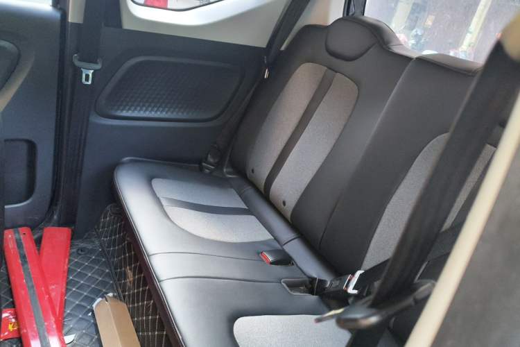 Used Wuling Hongguang MINIEV 2022 GAMEBOY 300km Enthusiast Model with Lithium Iron Phosphate Left Rear Seat