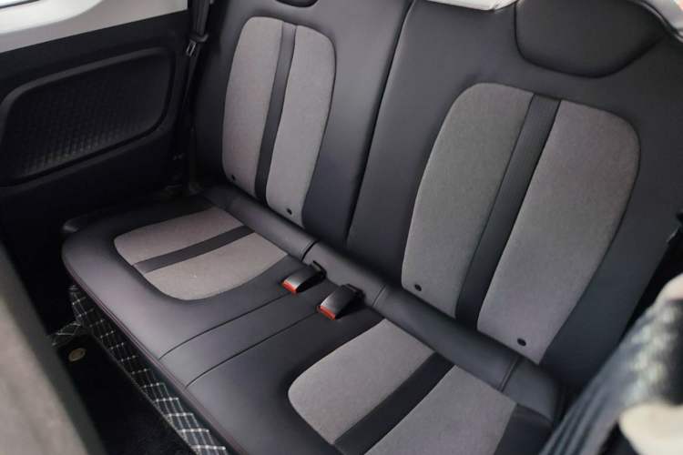 Used Wuling Hongguang MINIEV 2022 GAMEBOY 200km Play Edition with Lithium Iron Phosphate Left Rear Seat