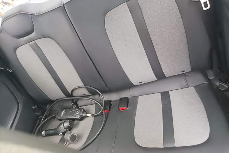 Used Wuling Hongguang MINIEV 2022 GAMEBOY 200km Gaming Edition with Lithium Iron Phosphate Left Rear Seat