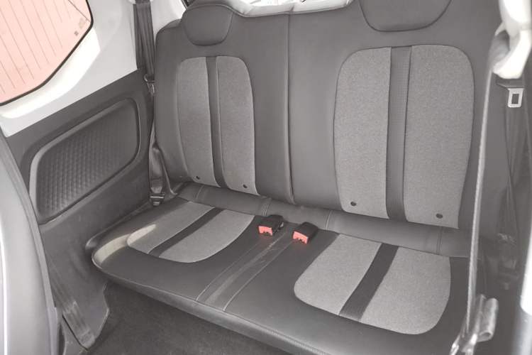 Used Wuling Hongguang MINIEV 2022 GAMEBOY 200km Gaming Edition with Lithium Iron Phosphate Left Rear Seat