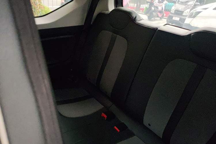 Used Wuling Hongguang MINIEV 2022 GAMEBOY 200km Gaming Edition with Lithium Iron Phosphate Left Rear Seat