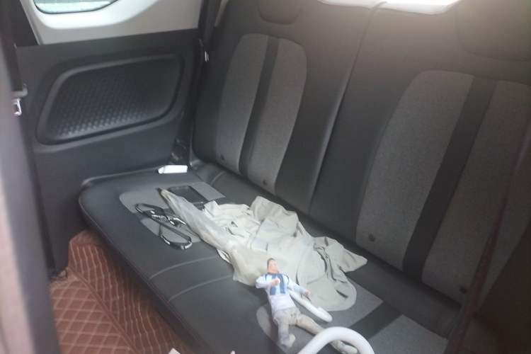 Used Wuling Hongguang MINIEV 2022 GAMEBOY 300km Enthusiast Model with Lithium Iron Phosphate Left Rear Seat