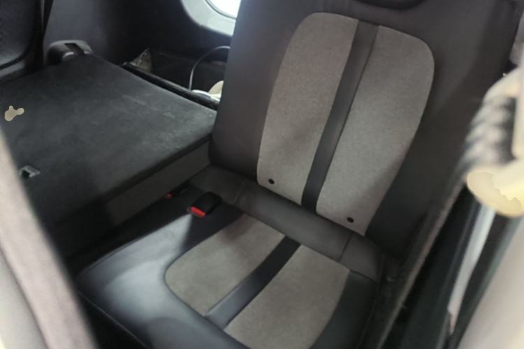 Used Wuling Hongguang MINIEV 2022 GAMEBOY 300km Enthusiast Model with Lithium Iron Phosphate Left Rear Seat
