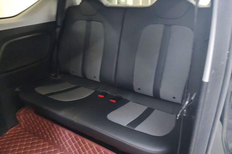 Used Wuling Hongguang MINIEV 2022 GAMEBOY 300km Enthusiast Model with Lithium Iron Phosphate Left Rear Seat