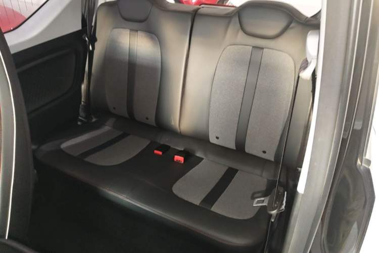 Used Wuling Hongguang MINIEV 2022 GAMEBOY 200km Gaming Edition with Lithium Iron Phosphate Left Rear Seat