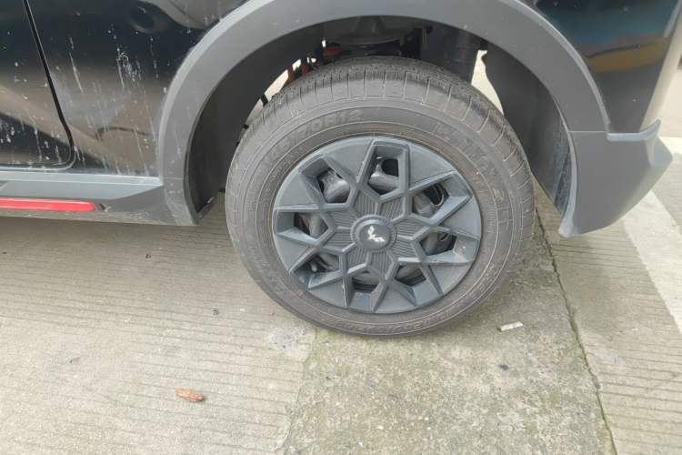 Used Wuling Hongguang MINIEV 2022 GAMEBOY 200km Gaming Edition with Lithium Iron Phosphate Left Rear Wheel Hub