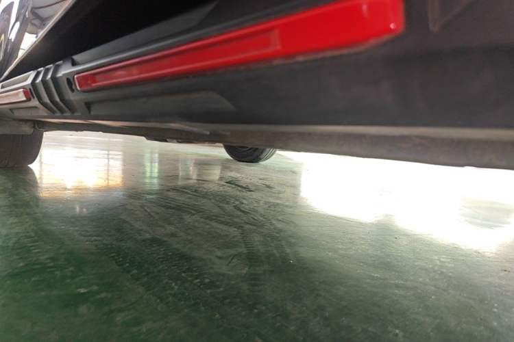 Used Wuling Hongguang MINIEV 2022 GAMEBOY 200km Gaming Edition with Lithium Iron Phosphate Left Side Sill