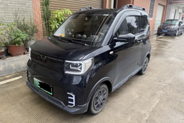 Ojetý Wuling Hongguang MINIEV 2022 GAMEBOY 200km Gaming Edition with Lithium Iron Phosphate