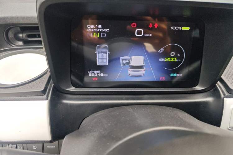 Used Wuling Hongguang MINIEV 2022 GAMEBOY 200km Gaming Edition with Lithium Iron Phosphate Odometer Close Up