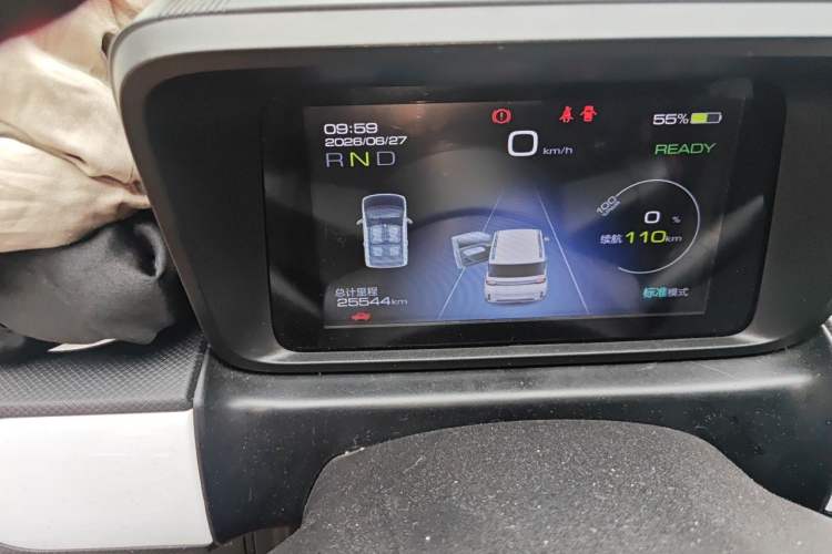 Used Wuling Hongguang MINIEV 2022 GAMEBOY 200km Gaming Edition with Lithium Iron Phosphate Odometer Close Up