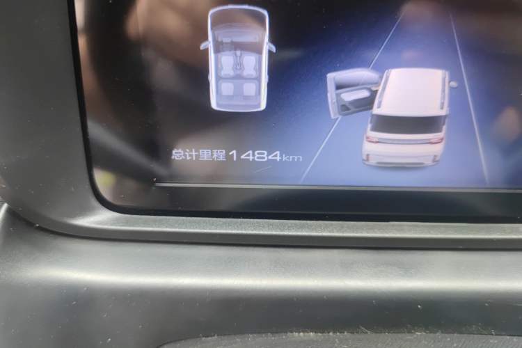 Used Wuling Hongguang MINIEV 2022 GAMEBOY 200km Gaming Edition with Lithium Iron Phosphate Odometer Close Up