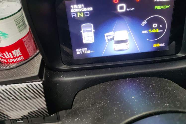 Used Wuling Hongguang MINIEV 2022 GAMEBOY 200km Gaming Edition with Lithium Iron Phosphate Odometer Close Up