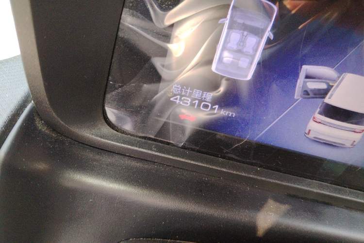 Used Wuling Hongguang MINIEV 2022 GAMEBOY 200km Gaming Edition with Lithium Iron Phosphate Odometer Close Up