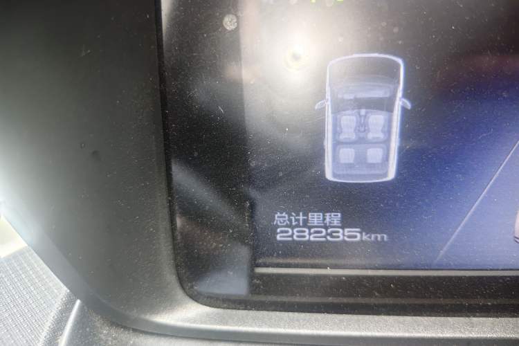 Used Wuling Hongguang MINIEV 2022 GAMEBOY 200km Gaming Edition with Lithium Iron Phosphate Odometer Close Up