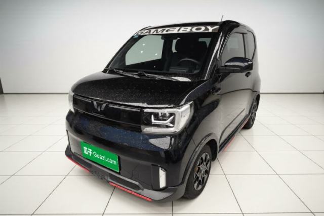 Ojetý Wuling Hongguang MINIEV 2022 GAMEBOY 300km Enthusiast Model with Lithium Iron Phosphate