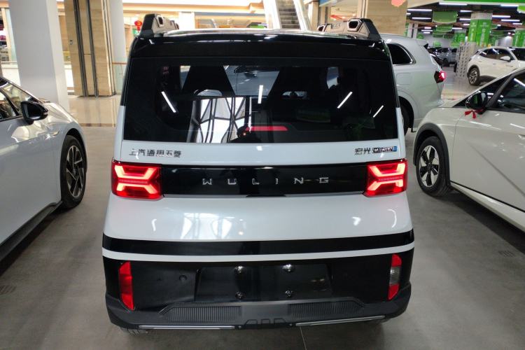 Used Wuling Hongguang MINIEV 2022 GAMEBOY 300km Enthusiast Model with Lithium Iron Phosphate Rear