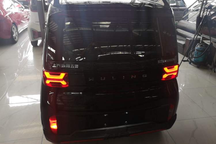 Used Wuling Hongguang MINIEV 2022 GAMEBOY 300km Enthusiast Model with Lithium Iron Phosphate Rear