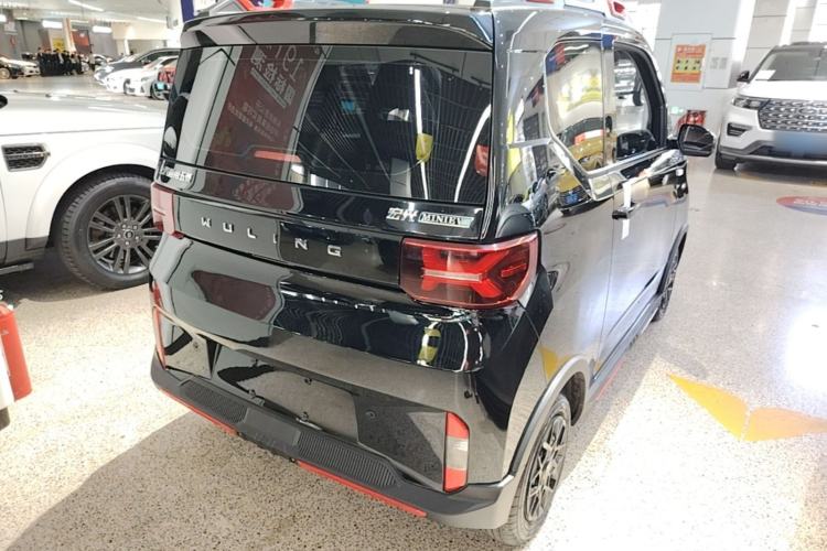 Used Wuling Hongguang MINIEV 2022 GAMEBOY 300km Enthusiast Model with Lithium Iron Phosphate Rear Right 45 Deg