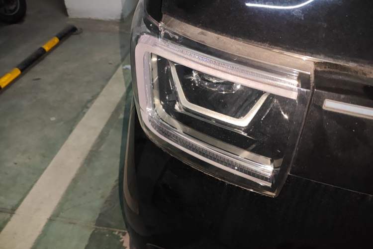 Used Wuling Hongguang MINIEV 2022 GAMEBOY 200km Gaming Edition with Lithium Iron Phosphate Right Front Headlight