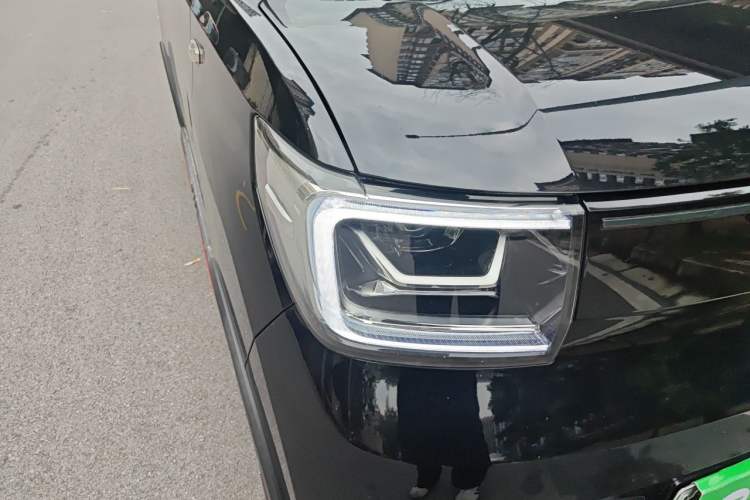 Used Wuling Hongguang MINIEV 2022 GAMEBOY 200km Gaming Edition with Lithium Iron Phosphate Right Front Headlight