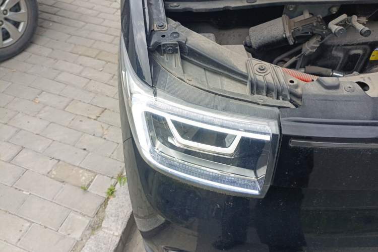 Used Wuling Hongguang MINIEV 2022 GAMEBOY 200km Gaming Edition with Lithium Iron Phosphate Right Front Headlight