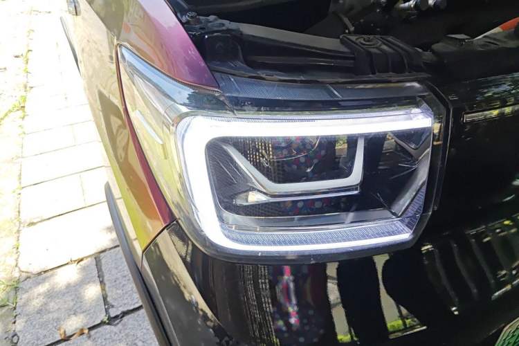 Used Wuling Hongguang MINIEV 2022 GAMEBOY 300km Enthusiast Model with Lithium Iron Phosphate Right Front Headlight