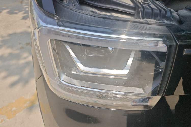 Used Wuling Hongguang MINIEV 2022 GAMEBOY 300km Enthusiast Model with Lithium Iron Phosphate Right Front Headlight