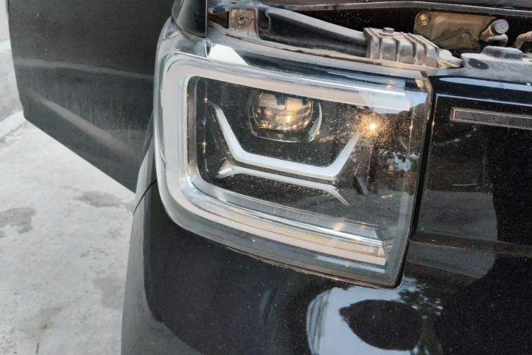 Used Wuling Hongguang MINIEV 2022 GAMEBOY 200km Gaming Edition with Lithium Iron Phosphate Right Front Headlight