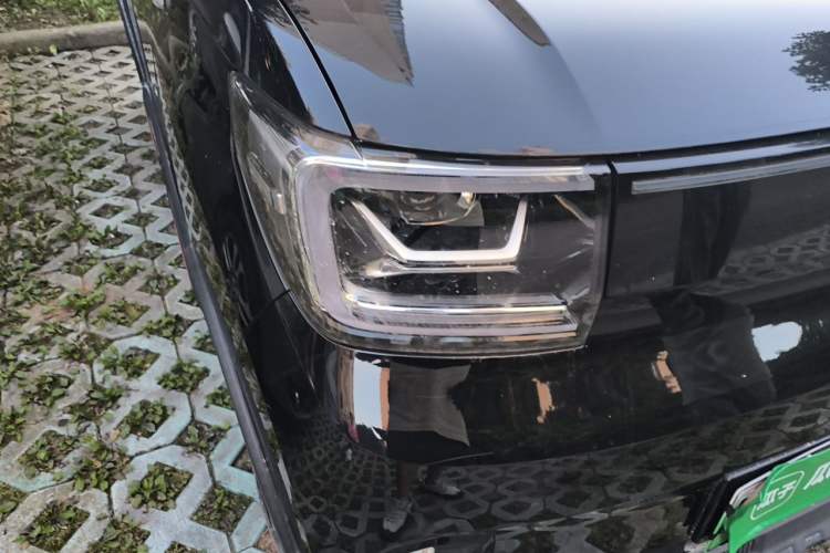 Used Wuling Hongguang MINIEV 2022 GAMEBOY 300km Enthusiast Model with Lithium Iron Phosphate Right Front Headlight