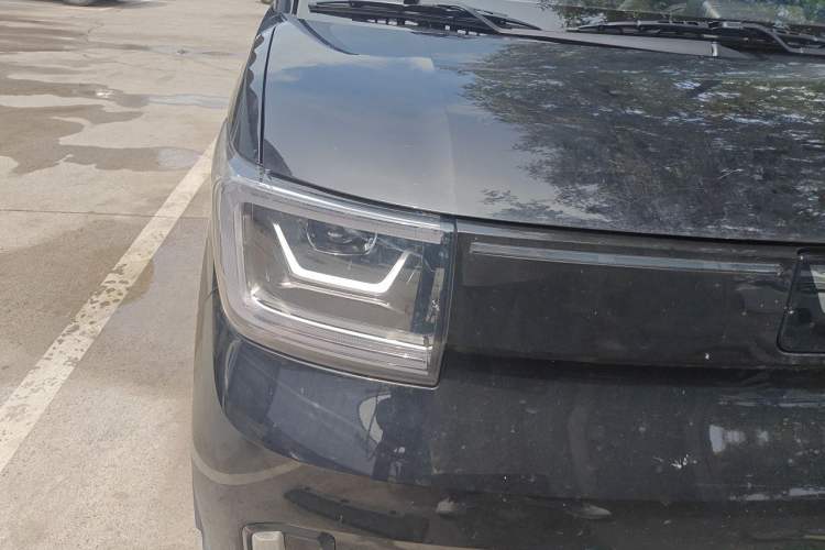Used Wuling Hongguang MINIEV 2022 GAMEBOY 300km Enthusiast Model with Lithium Iron Phosphate Right Front Headlight