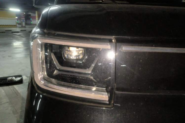 Used Wuling Hongguang MINIEV 2022 GAMEBOY 200km Gaming Edition with Lithium Iron Phosphate Right Front Headlight