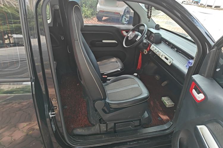 Used Wuling Hongguang MINIEV 2022 GAMEBOY 300km Enthusiast Model with Lithium Iron Phosphate Right Front Seat
