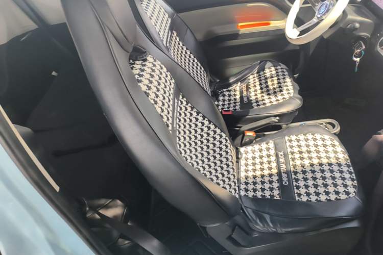 Used Wuling Hongguang MINIEV 2022 Easy Version Lithium Iron Phosphate Right Front Seat
