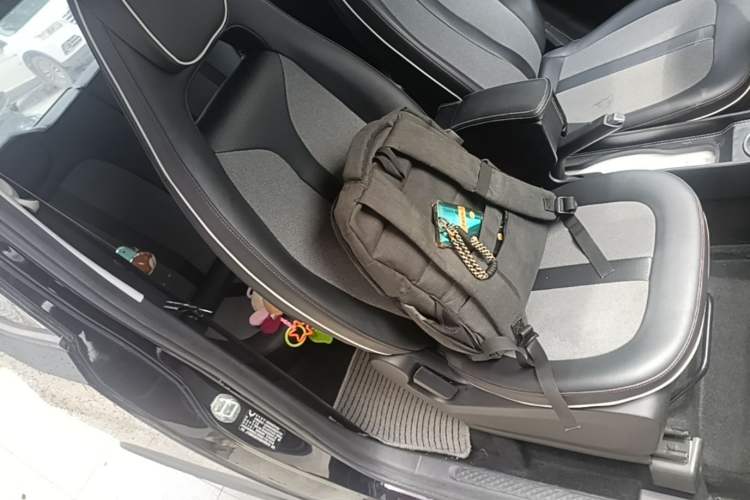 Used Wuling Hongguang MINIEV 2022 GAMEBOY 200km Gaming Edition with Lithium Iron Phosphate Right Front Seat